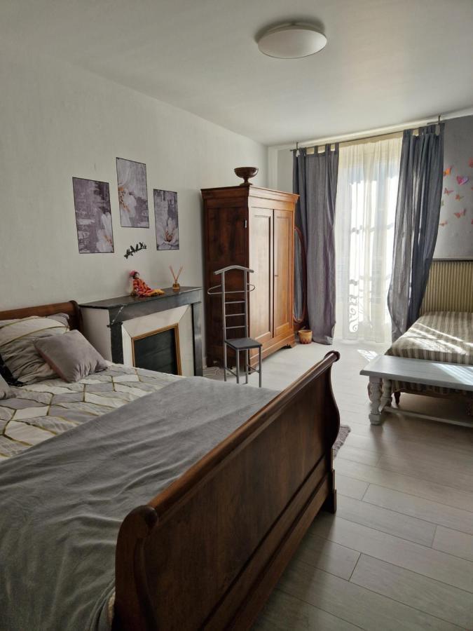 Appartement 120 M² Duplex Coeur Historique Au Calme Le Puy-en-Velay المظهر الخارجي الصورة