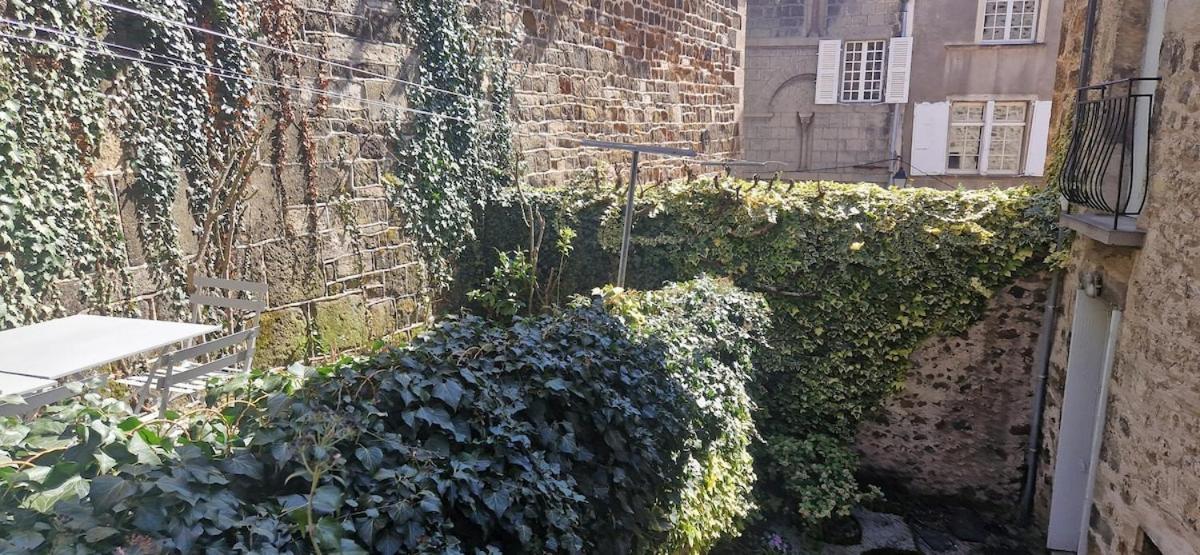 Appartement 120 M² Duplex Coeur Historique Au Calme Le Puy-en-Velay المظهر الخارجي الصورة