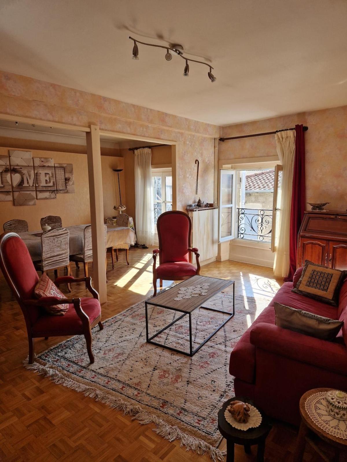 Appartement 120 M² Duplex Coeur Historique Au Calme Le Puy-en-Velay المظهر الخارجي الصورة